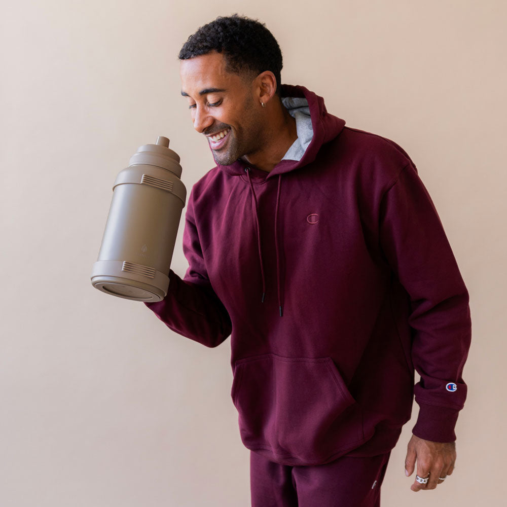 78-oz-titan-bottle-pastel-collection-j4 32_Manna_Website_Lifestyles_Titan_Darker_2.jpg