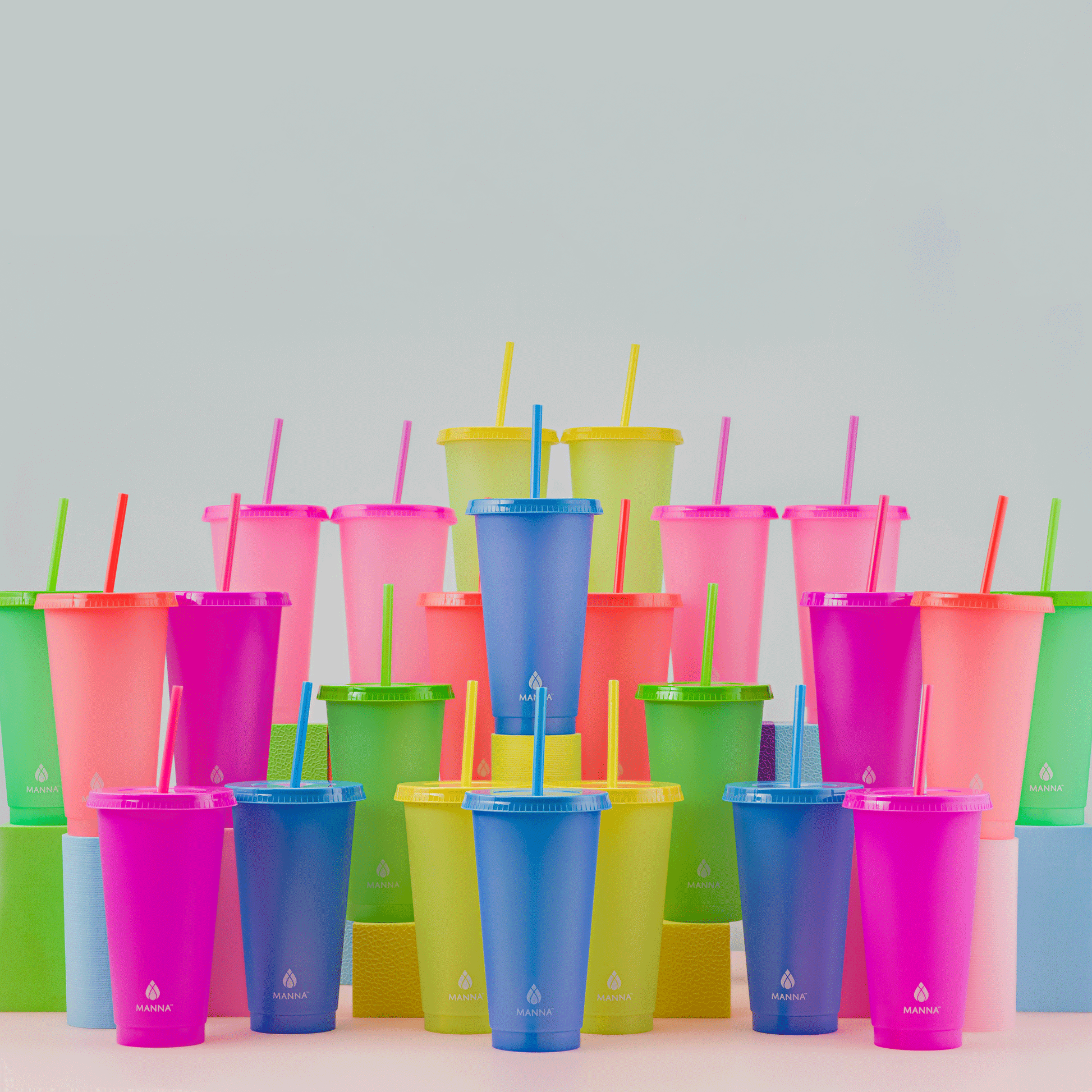 24-piece-original-color-changing-cup-set-a5 A0029811.gif