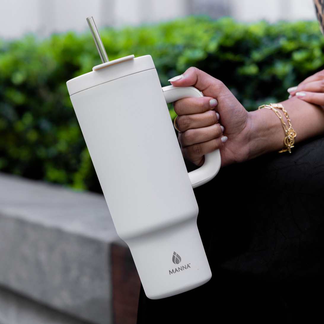 40-oz-leisure-tumbler-u3 Core_Home_Manna_Lifestyle_AUG_13-38.png